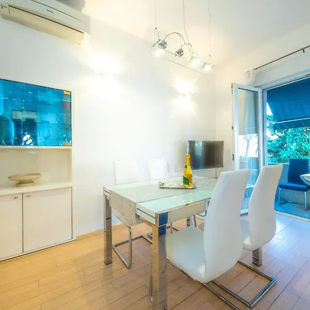 Apartment Lazuli