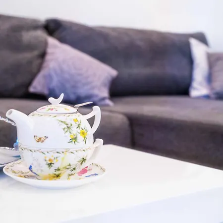 Lazuli アパート *